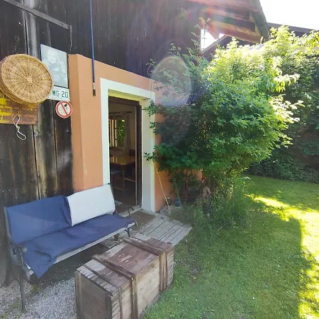 Gemuetliche Ferienwohnung Mit Kamin Und Garten Гармиш-Партенкирхен Экстерьер фото
